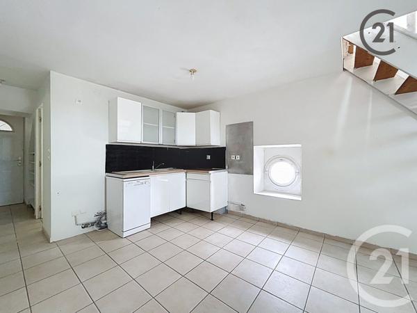 Appartement F2 à vendre  2 pièces - 35 m2 MONTEREAU FAULT YONNE - 77