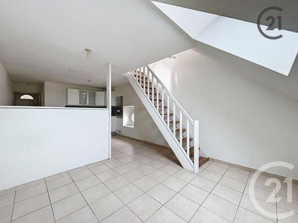 Appartement F2 à vendre  2 pièces - 35 m2 MONTEREAU FAULT YONNE - 77