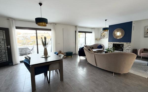 Maison à vendre    5 pièces • 189 m2 Le Plessis-Trévise