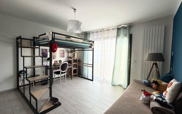 Maison à vendre    5 pièces • 189 m2 Le Plessis-Trévise