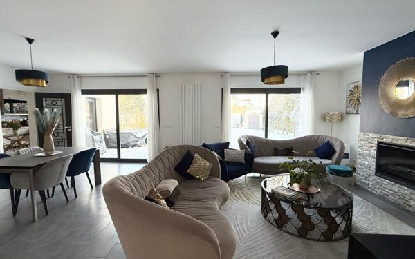 Maison à vendre    5 pièces • 189 m2 Le Plessis-Trévise