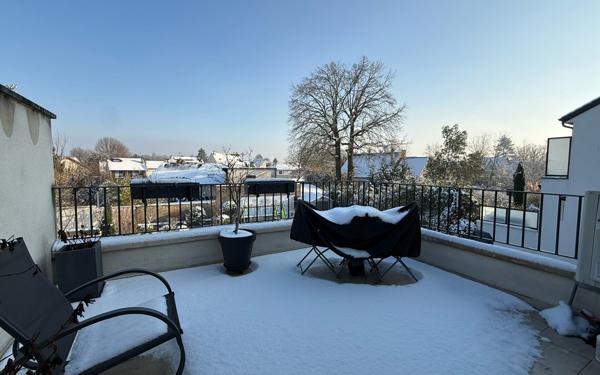 Maison à vendre    5 pièces • 189 m2 Le Plessis-Trévise