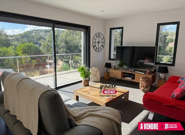 Villa T4 avec piscine/garage sur terrain aménagé - 20137 PORTO VECCHIO - CORSE DU SUD