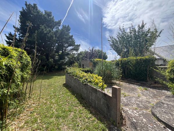 LA BAULE -Quartier du Bas-Guezy -Fort potentiel sur 815 m² de terrain constructible