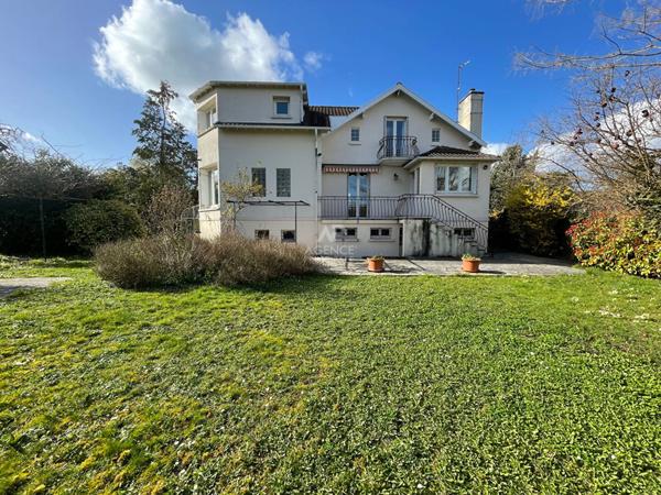 Maison à vendre à Saint-Germain-en-Laye - Sous-préfecture €1 133 000 ** - Référence 17838