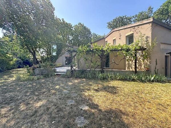 Maison 8 pièces 174 m2
