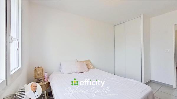 Maison
         4 pièces
        - 92 m² Exclusivité 220 000 € *