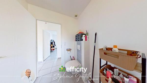 Maison
         4 pièces
        - 92 m² Exclusivité 220 000 € *
