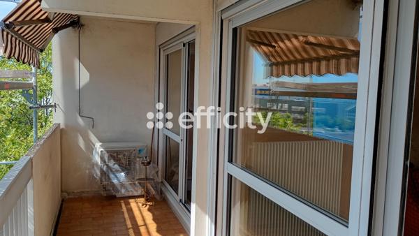 Appartement
         3 pièces
        - 75 m² Exclusivité 219 000 € *