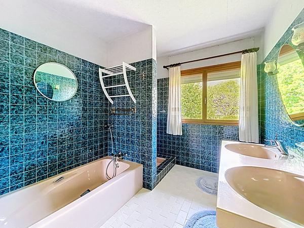 Maison Aix-les-Bains 8 pièces 185 m2 au calme absolu avec vue panoramique