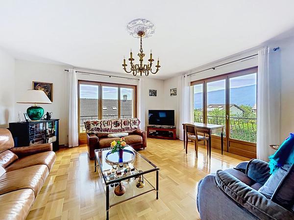 Maison Aix-les-Bains 8 pièces 185 m2 au calme absolu avec vue panoramique