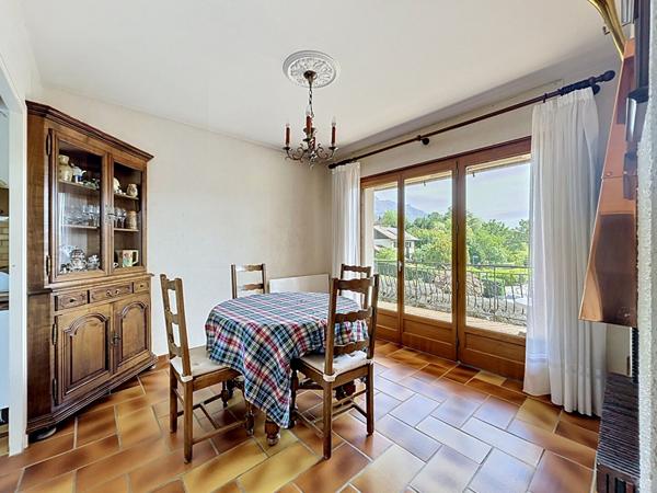 Maison Aix-les-Bains 8 pièces 185 m2 au calme absolu avec vue panoramique