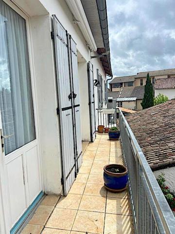 Appartement et ancien local commercial