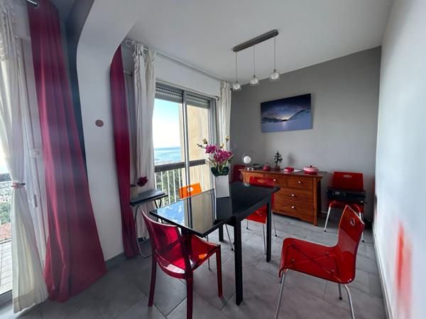 A vendre Ville di Pietrabugno, appartement T3 au dernier étage  Vue mer