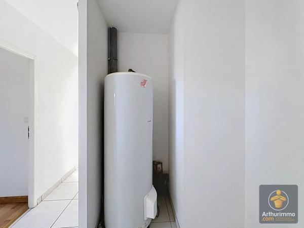Location                                                      Maison
                        
                     3 pièces                      90 m2                     à Saint-Paul-en-Born