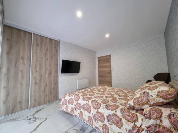 "Splendide Maison plain-pied Contemporaine à Vendre à Hesse"