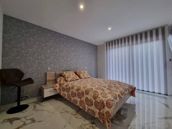 "Splendide Maison plain-pied Contemporaine à Vendre à Hesse"