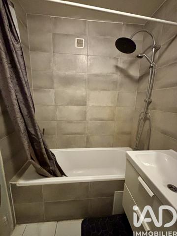 Appartement à vendre 5 pièces 76 m² Saint-Étienne-du-Rouvray