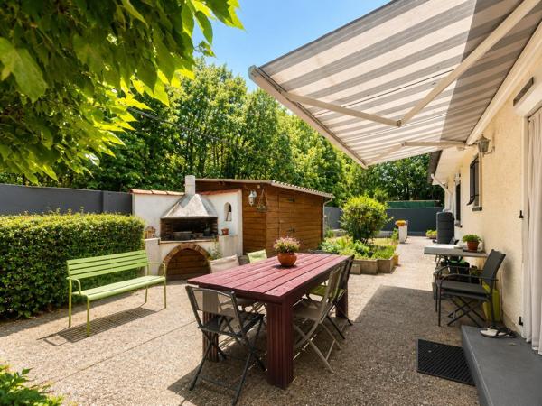 Jolie maison de plain pied proche centre ville