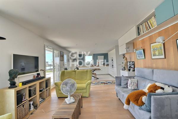 Appartement T3 de 76m²  avec une grande terrasse sans vis-à-vis - Bron Eglise