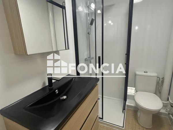 Location Studio meublé 21.7 m² - 200 - 202 CHEMIN DE ST VALERIE Cahors 46000
