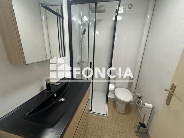 Location Studio meublé 21.7 m² - 200 - 202 CHEMIN DE ST VALERIE Cahors 46000
