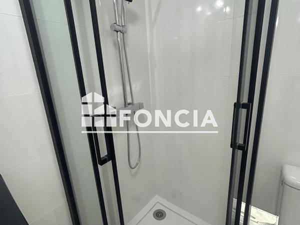 Location Studio meublé 21.7 m² - 200 - 202 CHEMIN DE ST VALERIE Cahors 46000