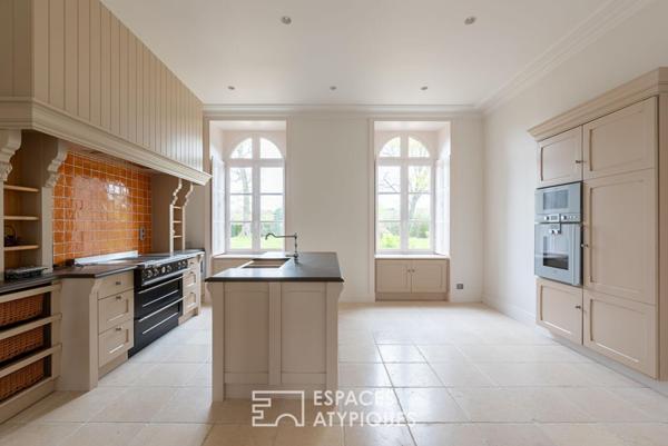 Propriété de Prestige du XIXème s et ses dépendances