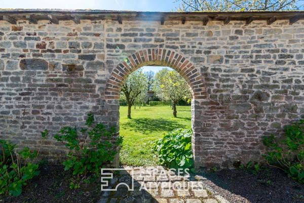 Propriété de Prestige du XIXème s et ses dépendances