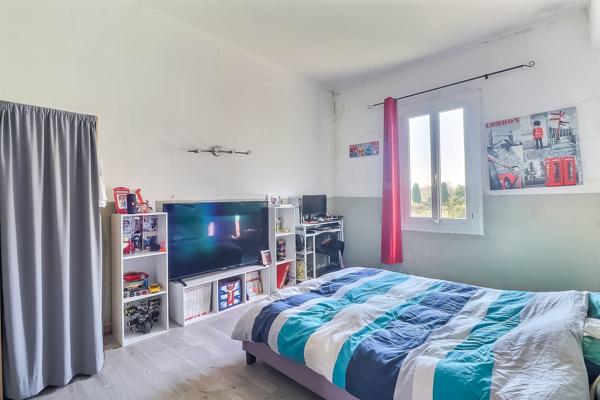 Maison
         5 pièces
        - 297 m² Exclusivité
