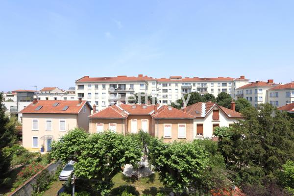 Appartement 6 pièces - 174 m²