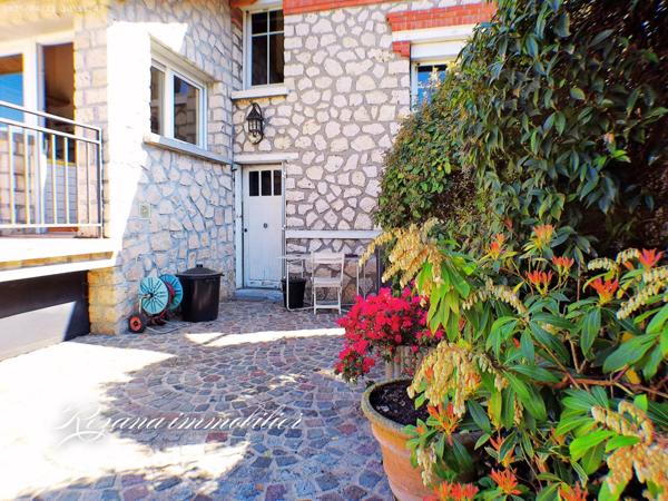 Charmante maison meulière de 1930 à Thomery