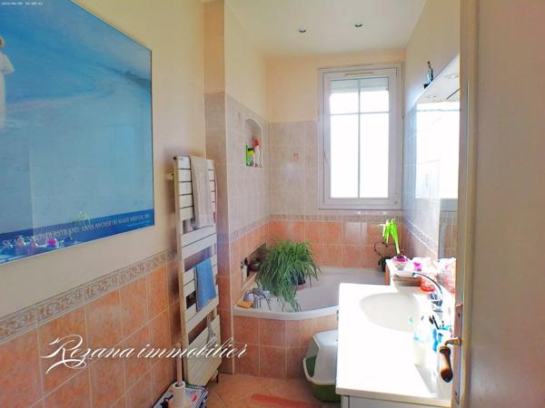 Charmante maison meulière de 1930 à Thomery