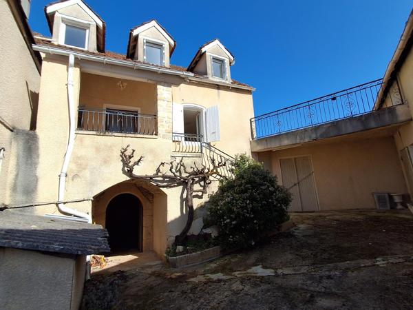 Maison sur 2835 m² à rafraîchir de 58 m² habitable
