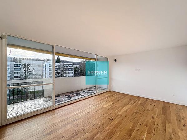 Appartement lumineux de type 4 pièces de 81 m² - Cave et place de parking - FRANCONVILLE