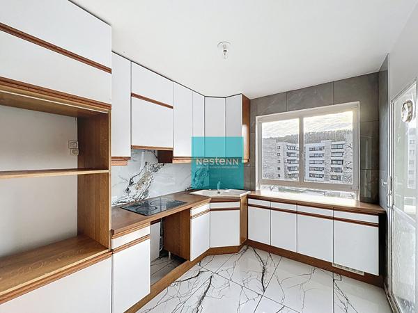 Appartement lumineux de type 4 pièces de 81 m² - Cave et place de parking - FRANCONVILLE