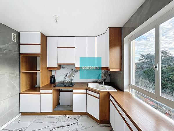 Appartement lumineux de type 4 pièces de 81 m² - Cave et place de parking - FRANCONVILLE