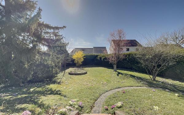 Maison à vendre    5 pièces • 103 m2 Magny-sur-Tille