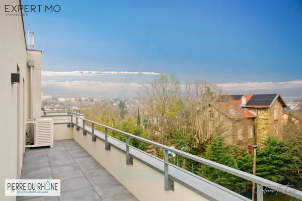 Francheville (69340) Vends Francheville (69340) Appartement en Attique T4 de 96m² et 100m² terrasse