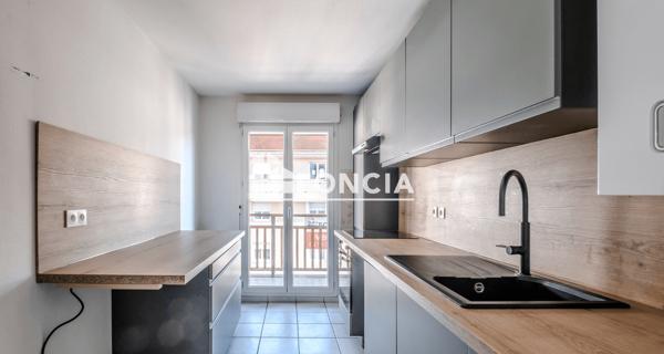À vendre Appartement 4 pièces 90 m² - Saint-julien-en-genevois 74160