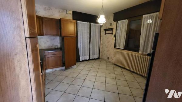 GRAND-CHARMONT, maison quatre pièces sur sous-sol sur 6a 75ca de terrain