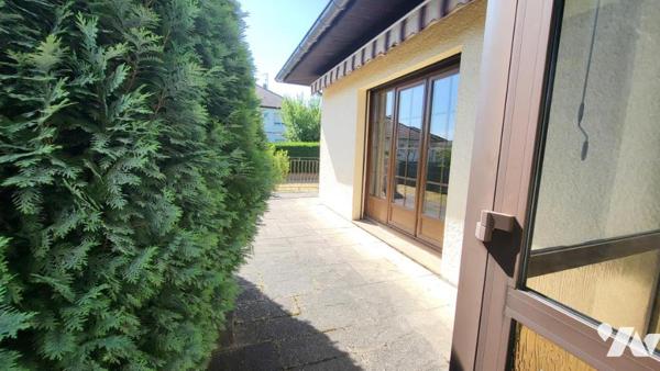 GRAND-CHARMONT, maison quatre pièces sur sous-sol sur 6a 75ca de terrain