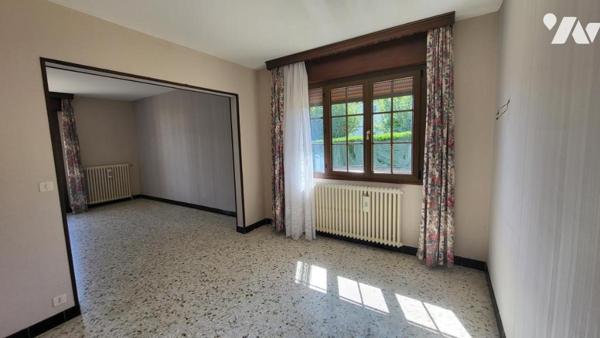 GRAND-CHARMONT, maison quatre pièces sur sous-sol sur 6a 75ca de terrain