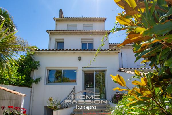 Maison
                                                                                                                                                                                                                                                                                                                        7 pièce(s)                                                                                                                                                                                                          4 chambre(s)                                                                                                                                                                                                          161  m²