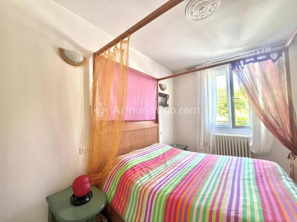 Vente                                                      Maison
                        
                     4 pièces                      86 m2                     à Clermont-Ferrand