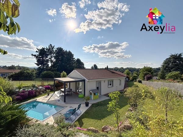 Commelle-Vernay (42120) A VENDRE - COMMELLE-VERNAY - MAISON DE PLAIN PIED, 4 CHAMBRES, GARAGE ET PISCINE CREUSEE