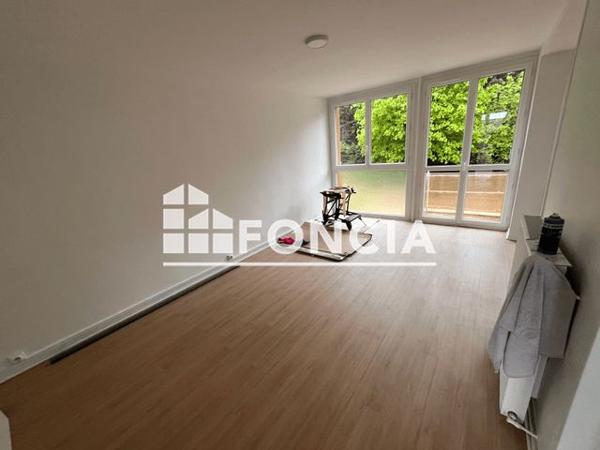 Location Appartement 2 pièces 54.92 m² - RESIDENCE ALBERT THOMAS Le Bourget 93350