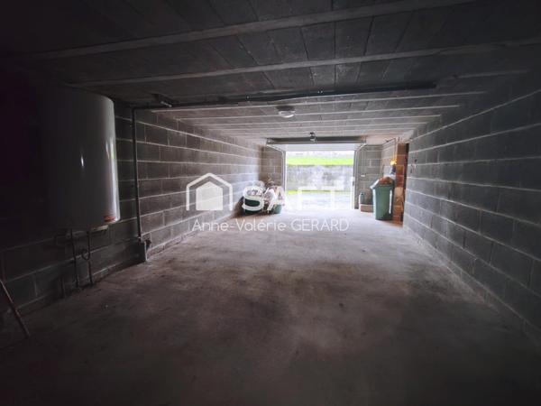 Beau pavillon sous-sol complet – Terrain de 709 m²