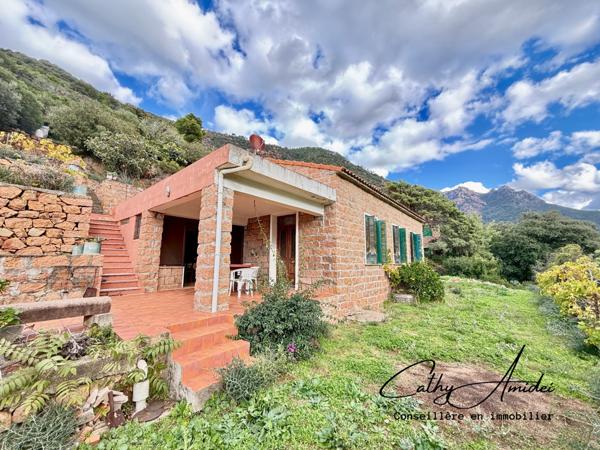 PORTO - OTA (Corse) A vendre maison en pierre, vue mer et tour de Porto, emplacement unique