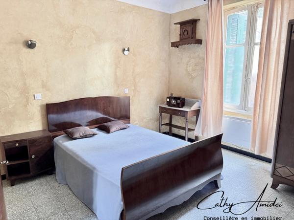 PORTO - OTA (Corse) A vendre maison en pierre, vue mer et tour de Porto, emplacement unique